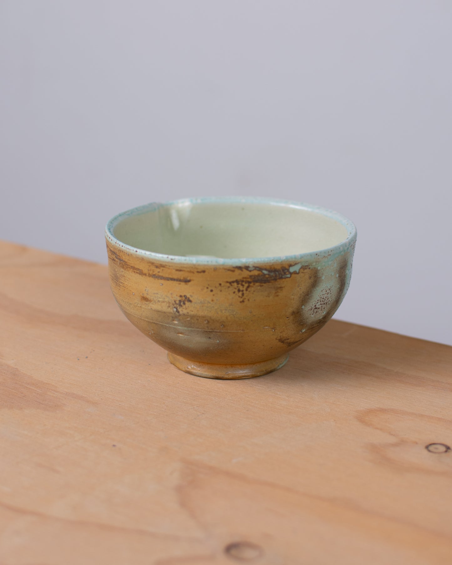 30 - Small Pouring Bowl